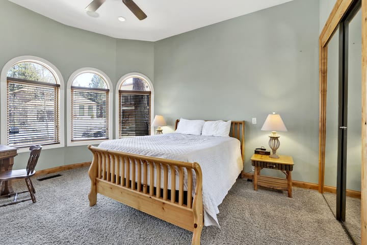 საძინებელი 4