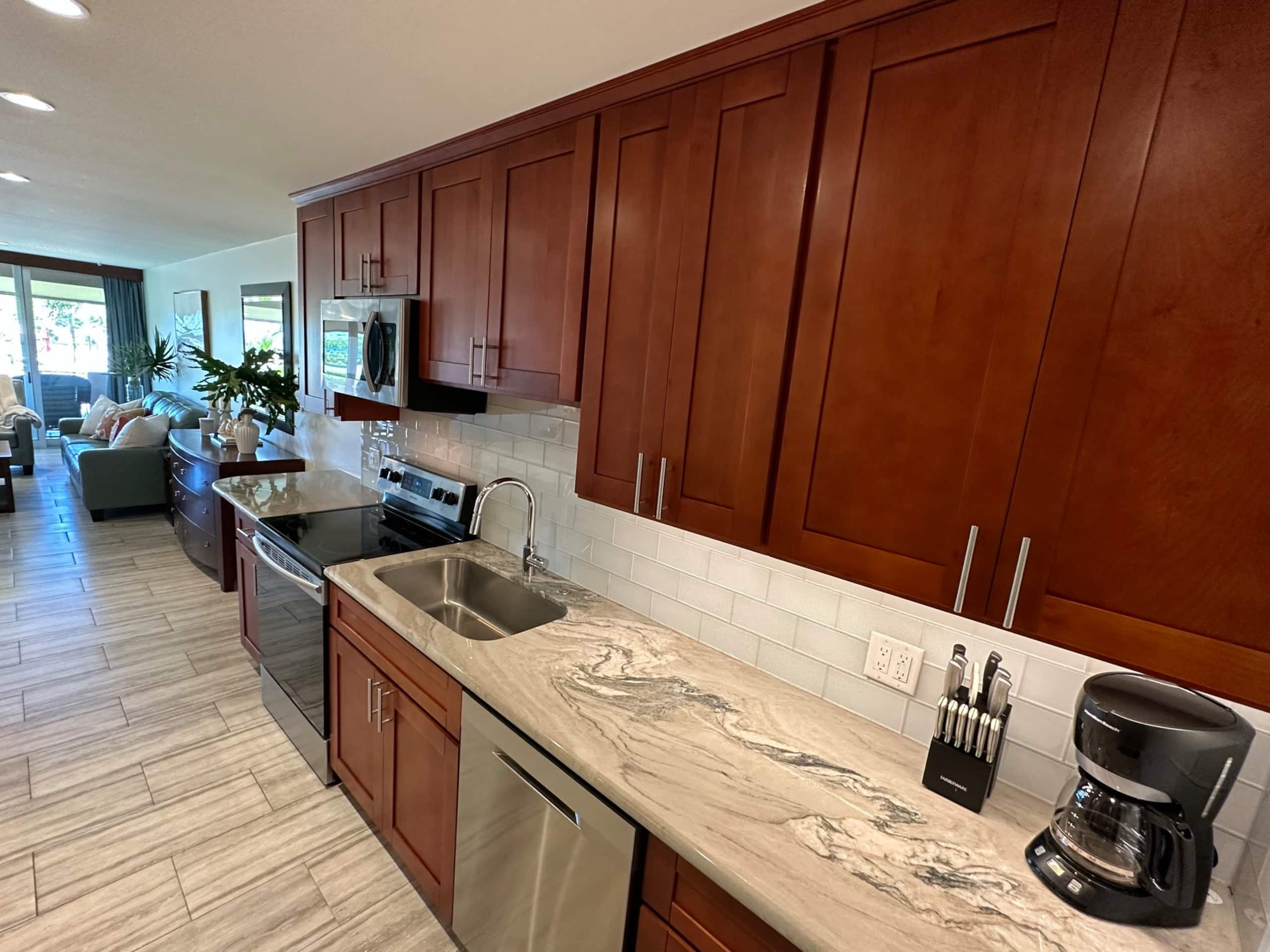 Condo in Lahaina · ★5.0 · Studio · 2 beds · 1 bath - Image 7