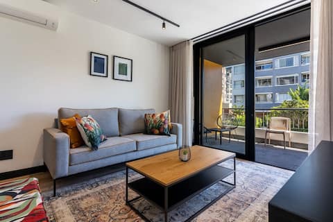 305 Hall - 2 Bedroom Apartment with Parking Onsite
