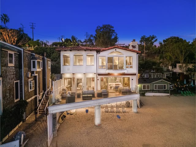 Malibu Beachfront Bliss with Coastline Views