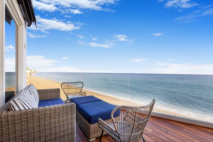 Malibu Beachfront Bliss with Coastline Views gallery image 5