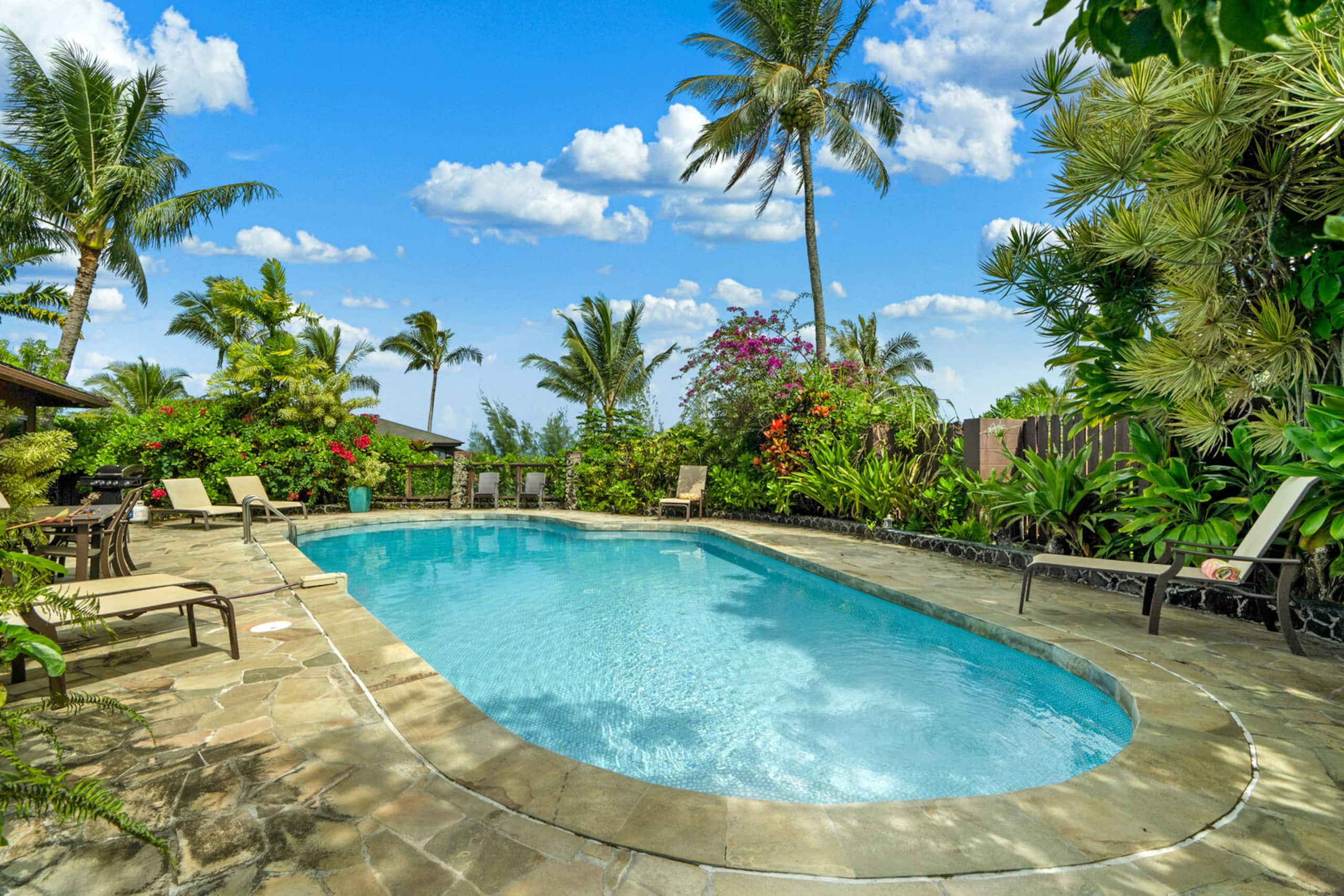 Home in Princeville · ★4.88 · 3 bedrooms · 4 beds · 2 baths - Image 1