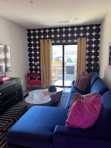 Hyve at the Hyve: Large Disco Condo near Broadway!