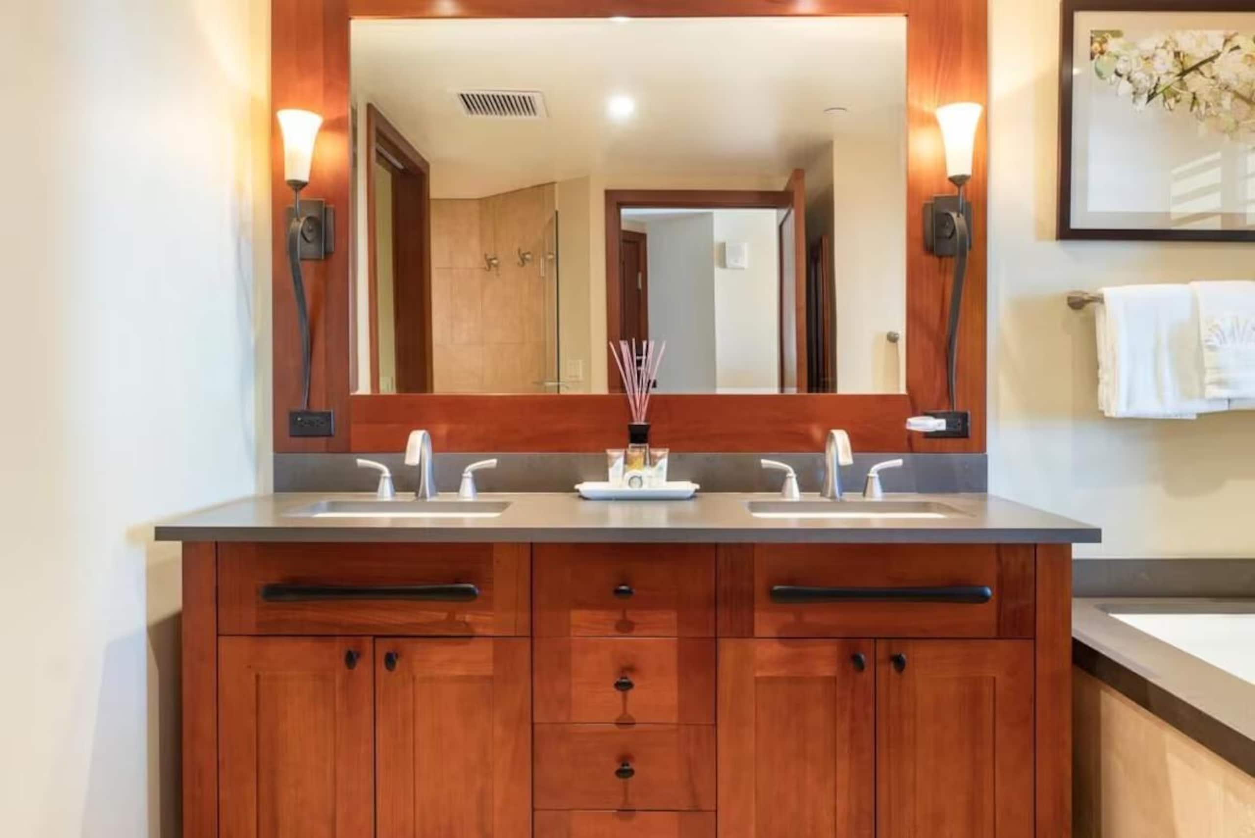 Villa in Kapolei · ★5.0 · 2 bedrooms · 3 beds · 2 private baths - Image 11