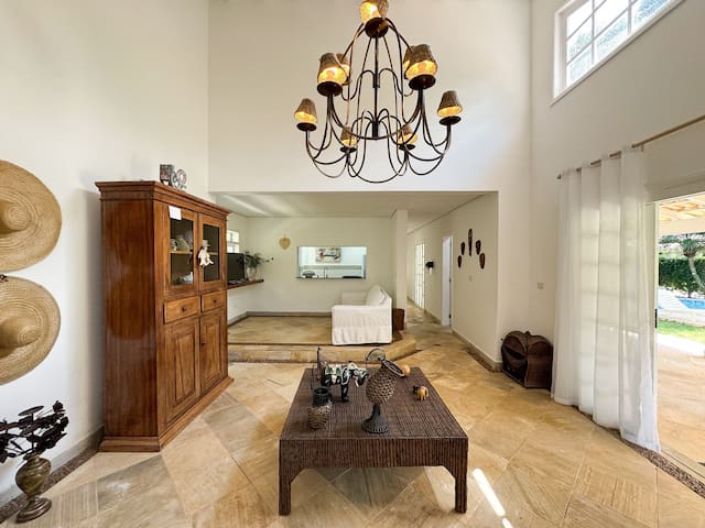 Alugue Maresias managed Airbnb listing 2