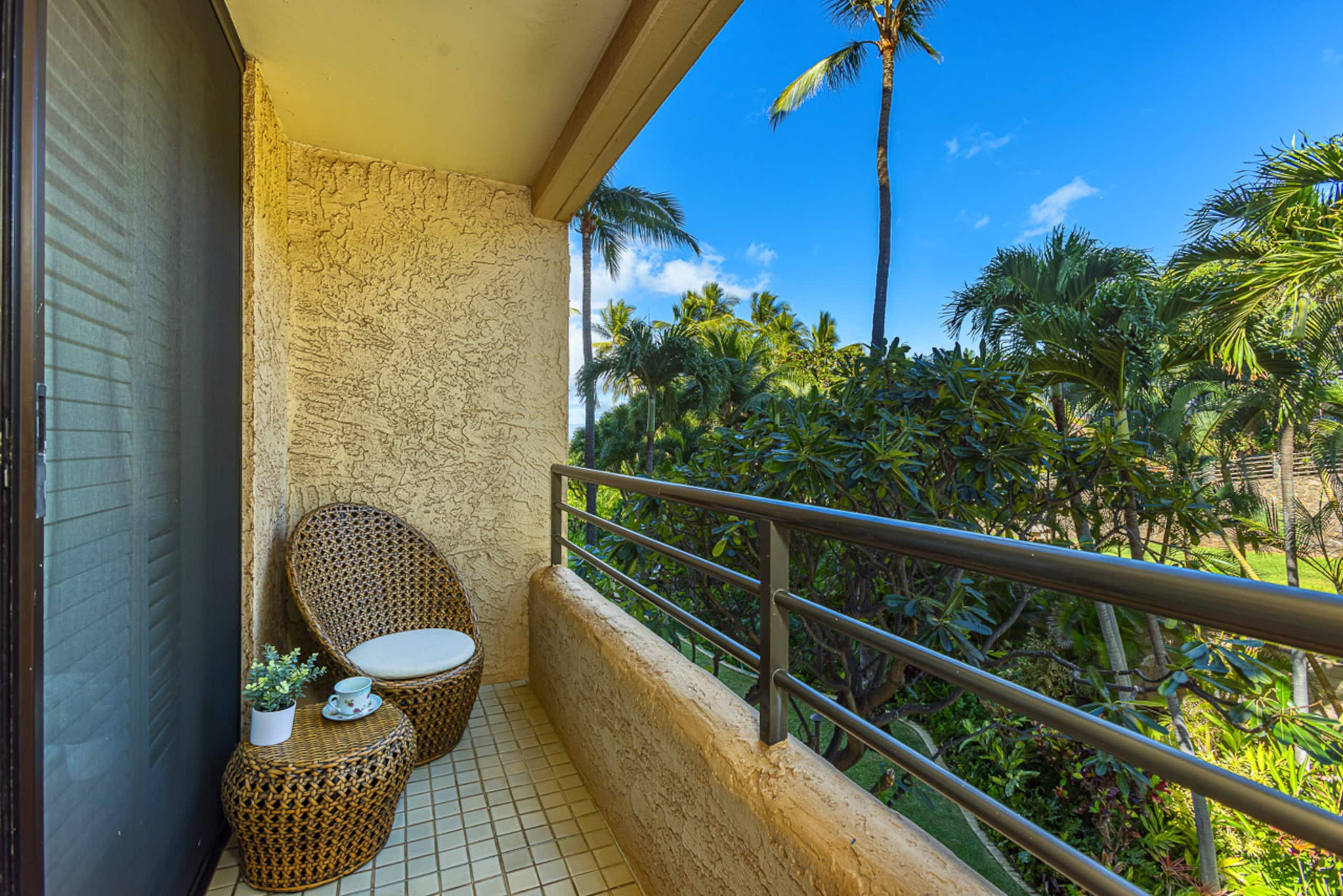 Condo in Wailea · ★4.75 · 2 bedrooms · 3 beds · 2 baths - Image 23