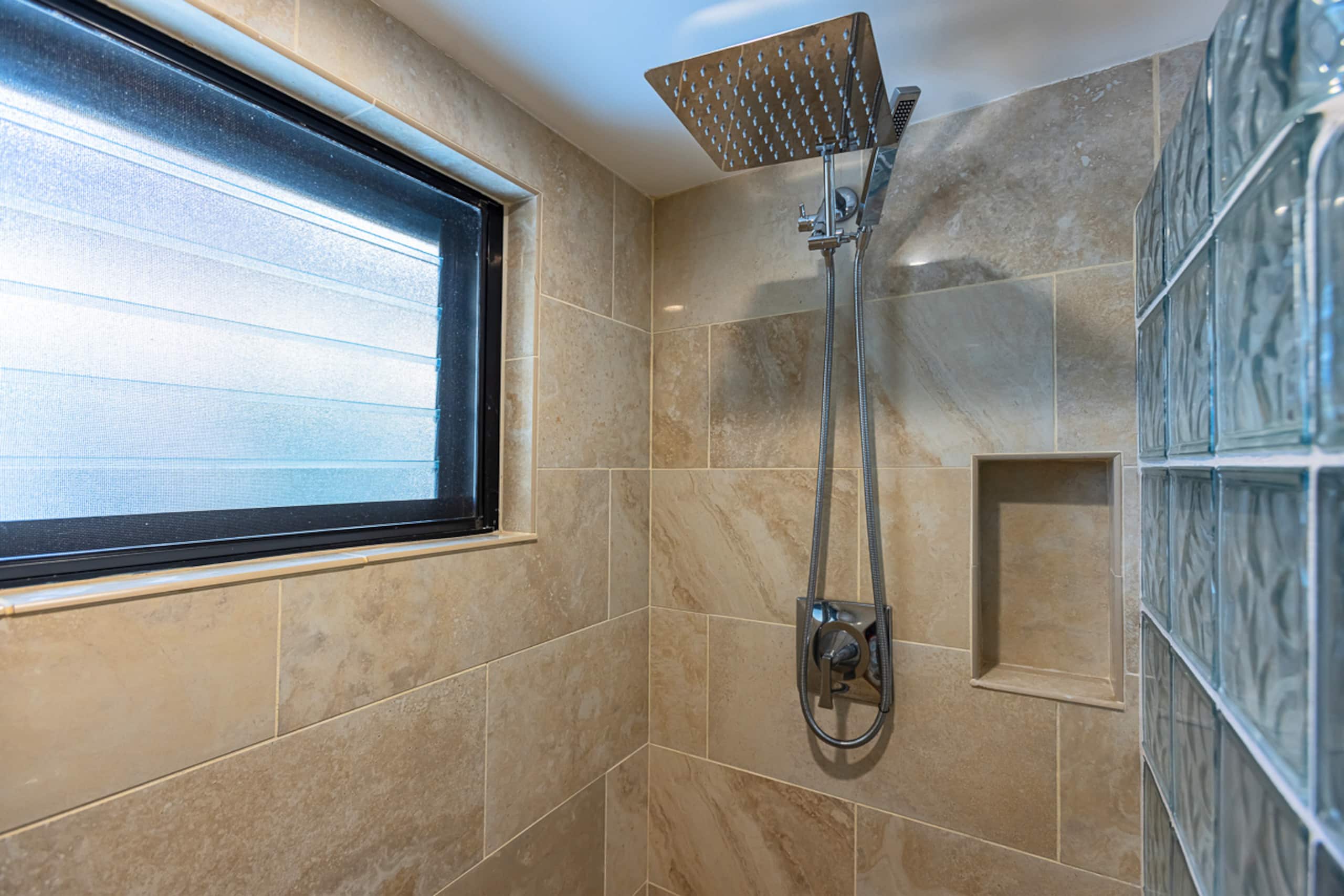 Condo in Wailea · ★4.75 · 2 bedrooms · 3 beds · 2 baths - Image 27