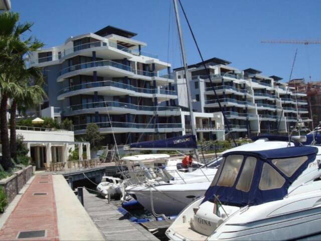 Three Bedroom Luxury Premier 1 gallery image 2