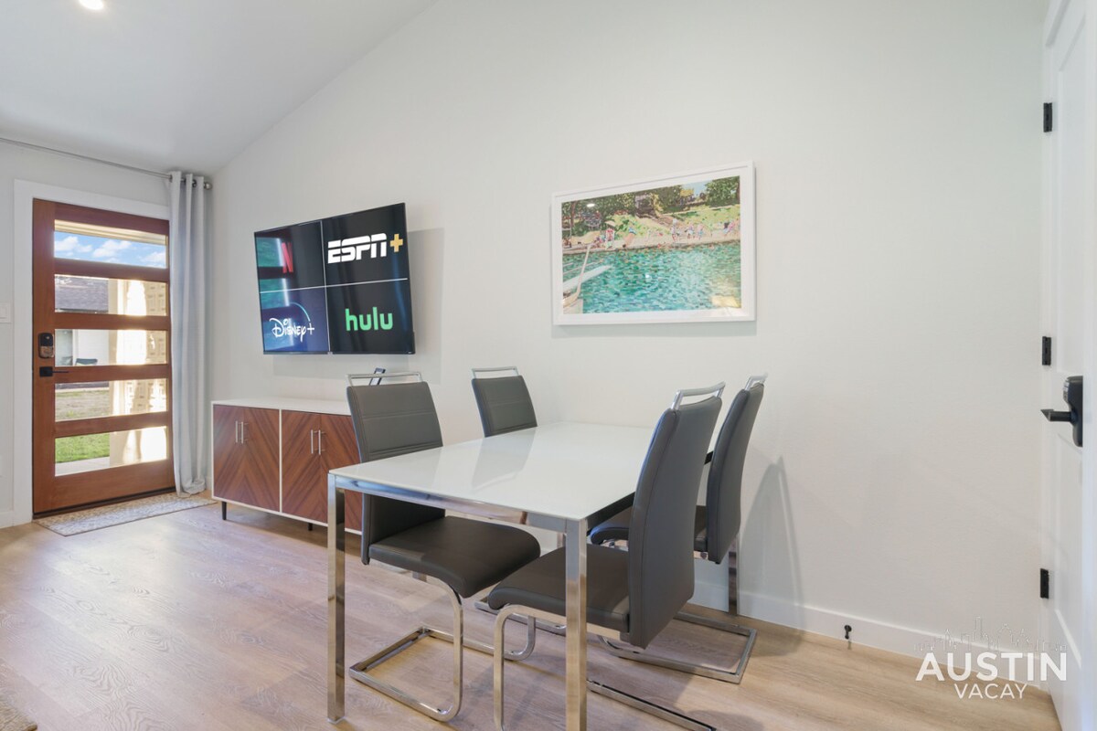Close to Barton Springs + Zilker | King BR + Patio