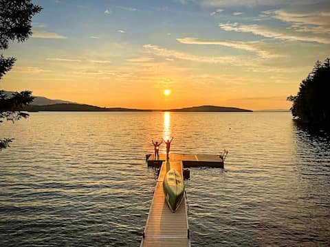 The Bunkhouse *Waterfront* Sleeps 17