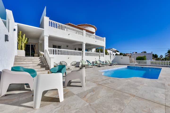 Villa à Louer à Calpe Anneida - Calp