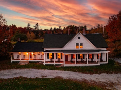 The Mountain Farmhouse. Ski, Bike, Hike & Lounge.