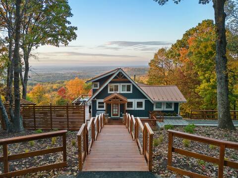 Modern Cabin with Sweeping Valley Views!