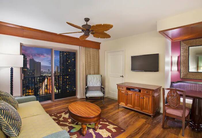 Hilton Grand Waikikian – 2 Bedroom gallery image 3