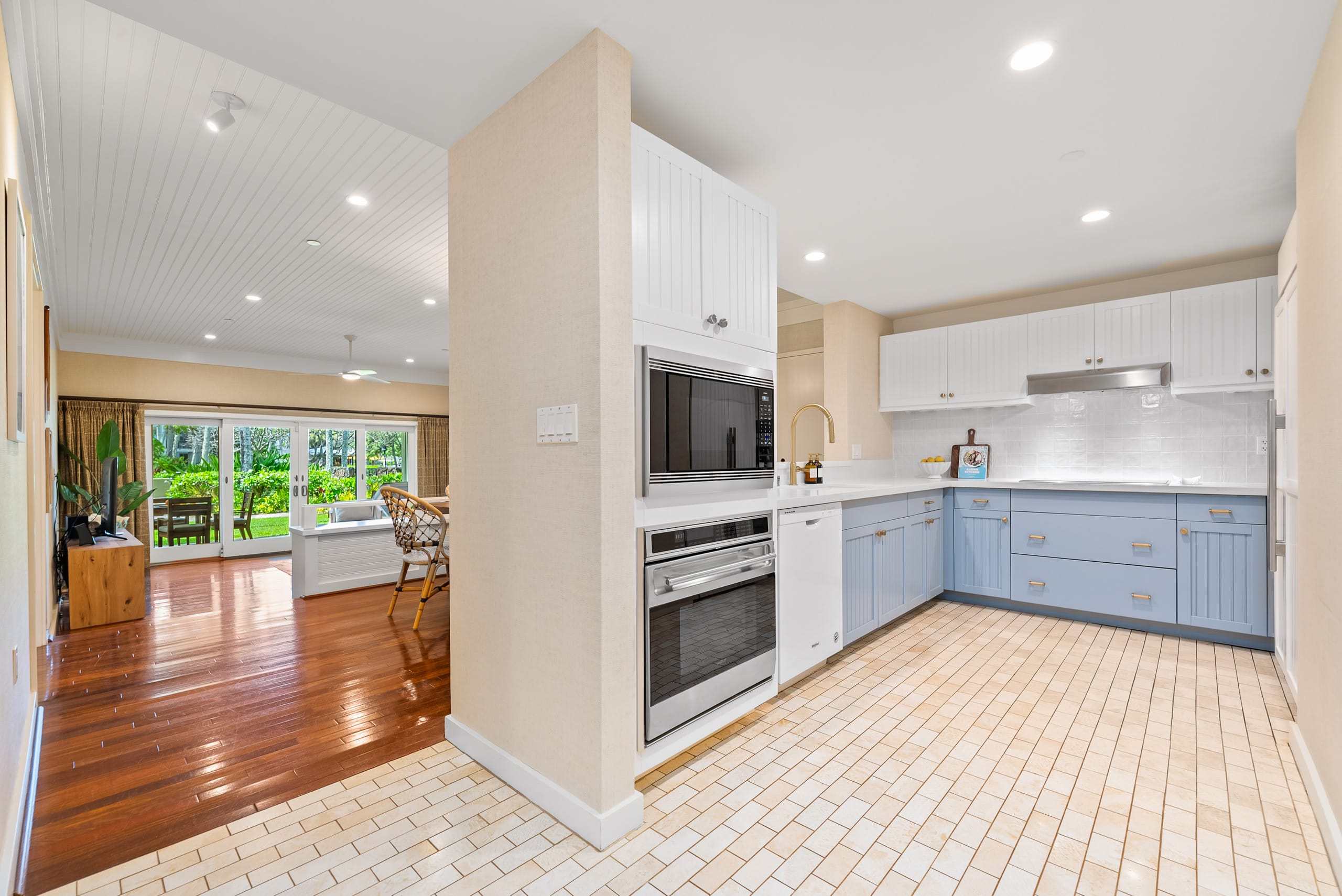 Villa in Kahuku · ★5.0 · 4 bedrooms · 4 beds · 2 private baths - Image 12