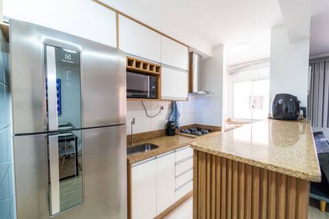 Up to 5 Guests, Garage, Elevator, Swimming Pool, J