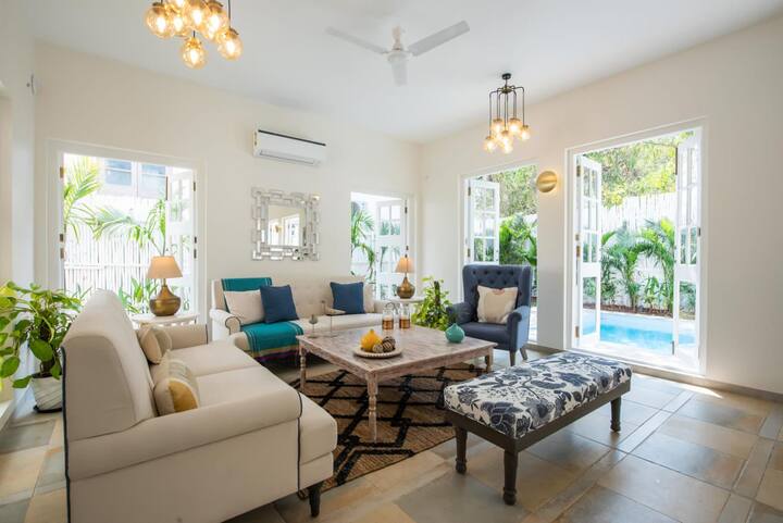 Living room image 1