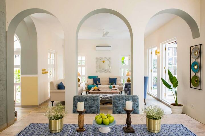 Living room image 2