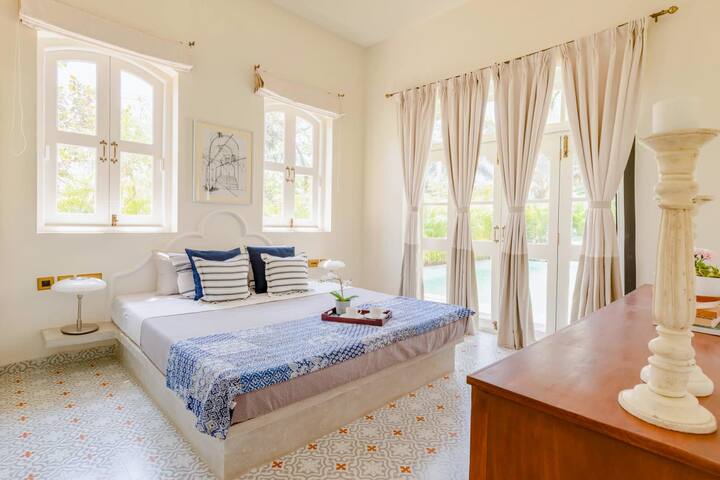 Bedroom 1 image 2