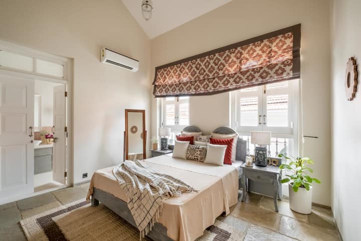 Bedroom 1 image 1