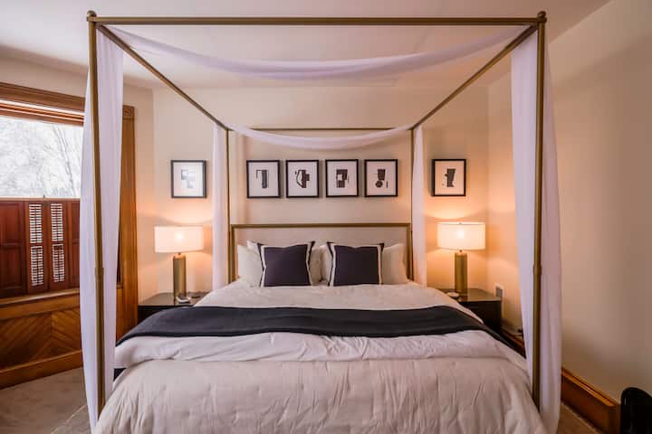 Posteľ Harriet Squiers