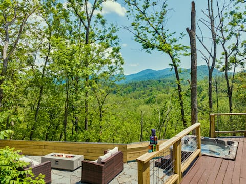 Power & Water!Cabin|MTN Views|Hottub|Firepit|