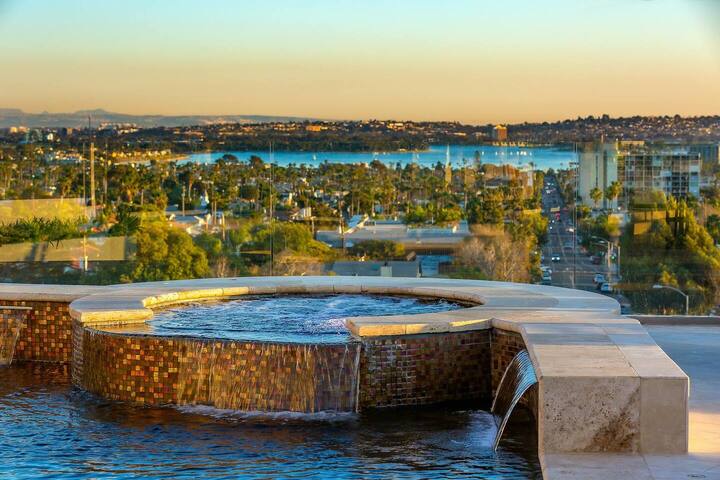 Ocean View Serenity with Theater and Pool gallery image 5