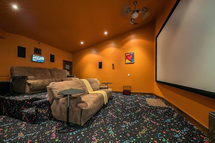 Ocean View Serenity with Theater and Pool gallery image 4