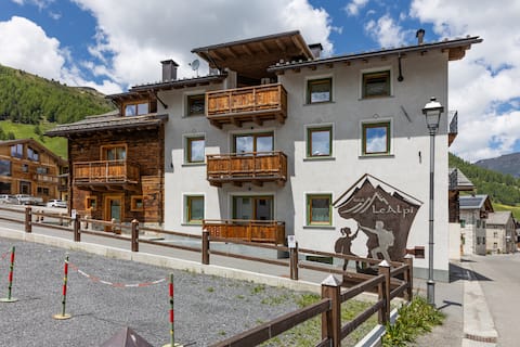 Annuncio Airbnb popolare: Sun Mountain Planet Suite House a Livigno