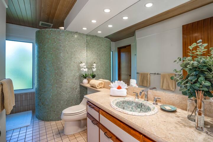 Luxury Oceanview Wailea Point 3-Bed Suite gallery image 3