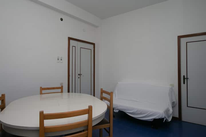 M046 - Marcelli, Three-room Apartment With Terrace - Numana