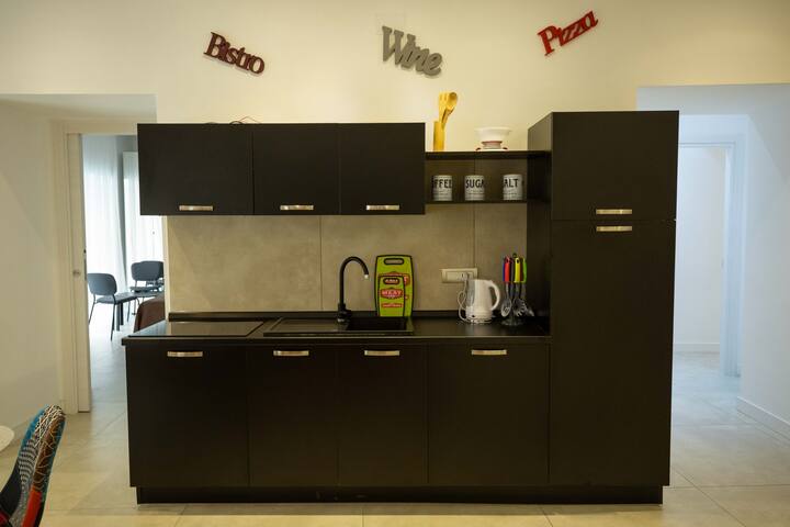 Napolidays Apartments -Downtown – Napoli gallery image 4