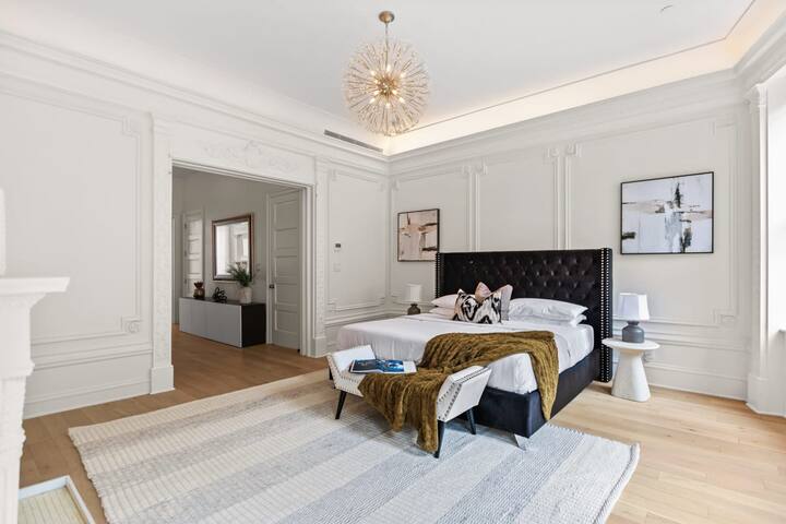 Riverside by Rove Travel | 6BR Modern Townhouse gallery image 3