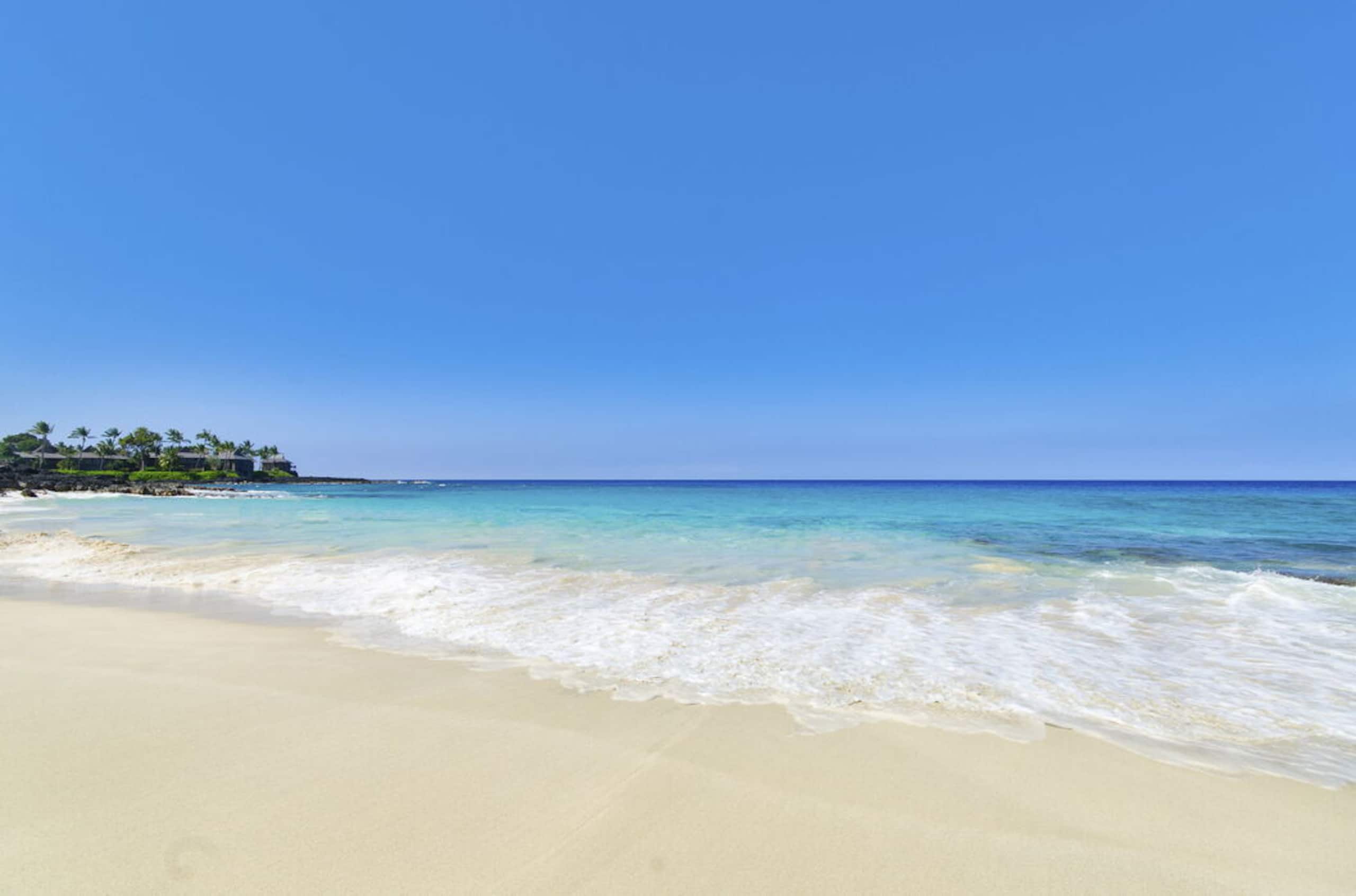 Condo in Kailua-Kona · ★4.75 · 2 bedrooms · 3 beds · 2 baths - Image 39