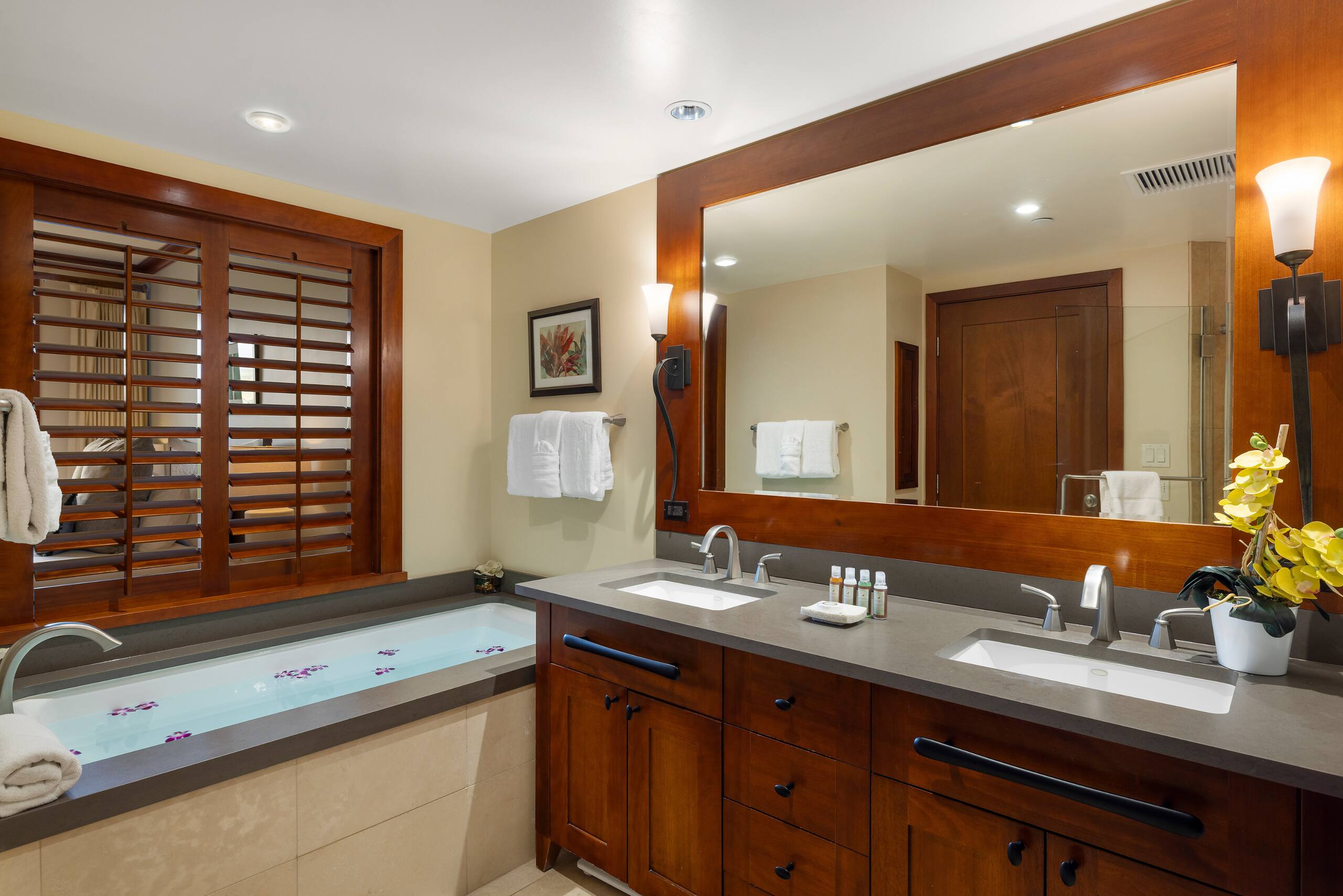 Condo in Kapolei · ★4.73 · 3 bedrooms · 4 beds · 2.5 private baths - Image 11