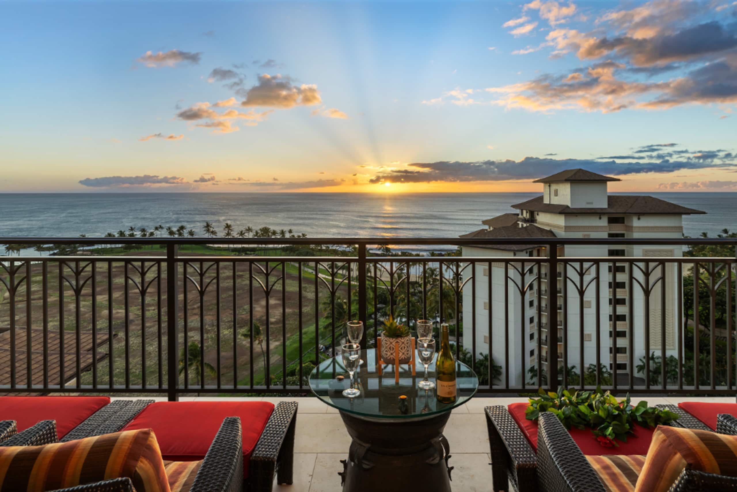 Condo in Kapolei · ★4.67 · 2 bedrooms · 4 beds · 2 shared baths - Image 5