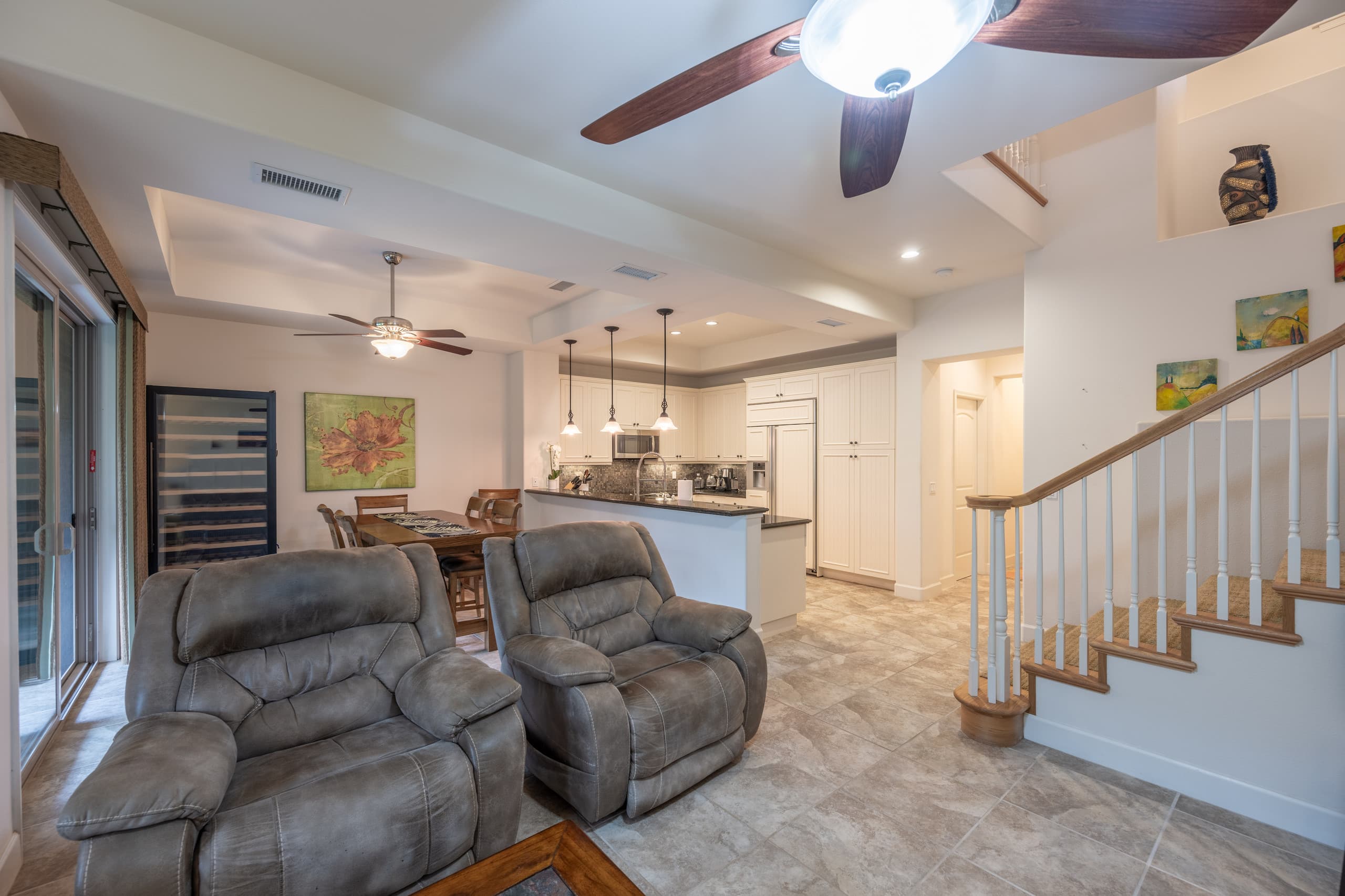 Fully equipped 2BR gem in quiet spot in Kulalani - Image 15