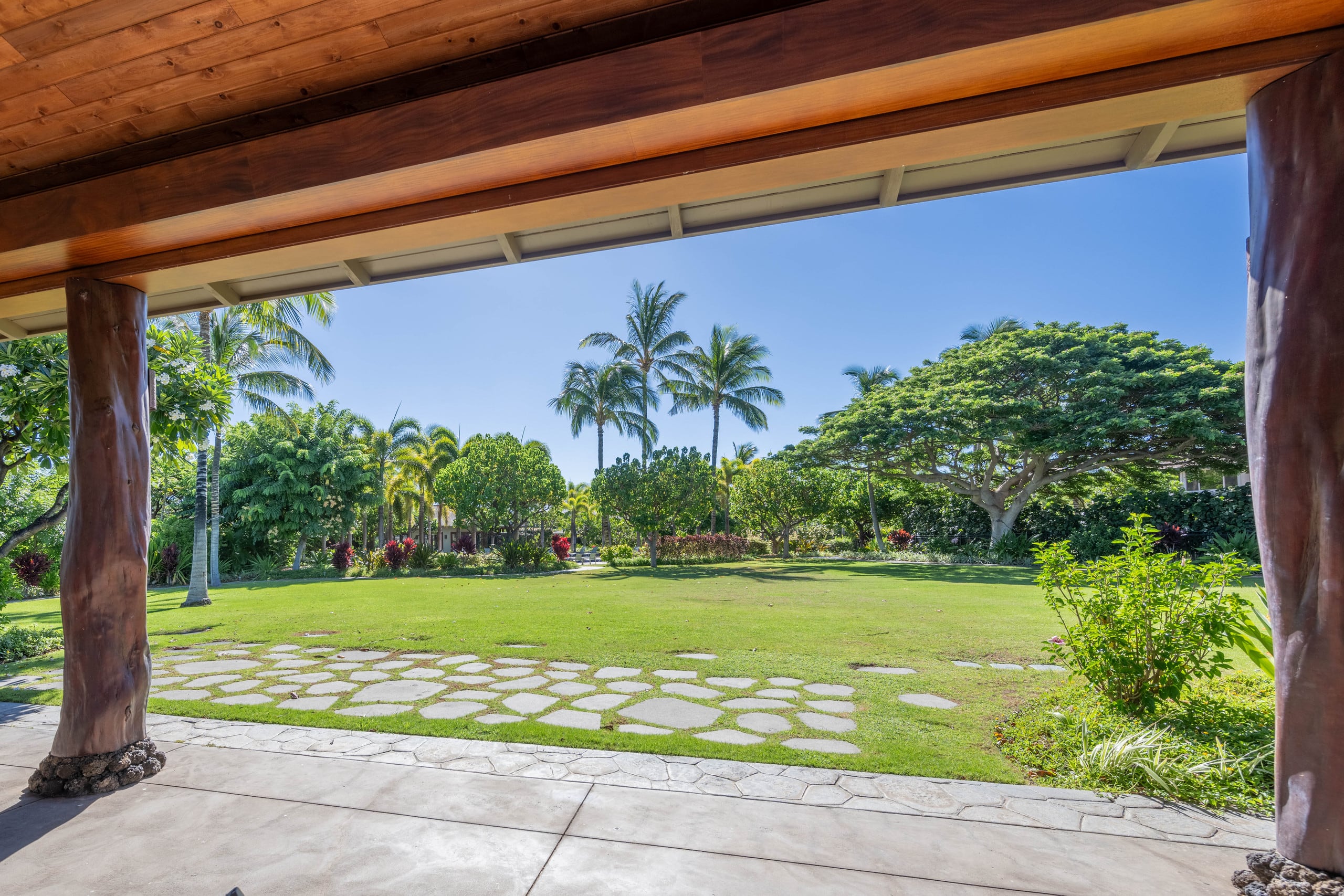 Fully equipped 2BR gem in quiet spot in Kulalani - Image 38