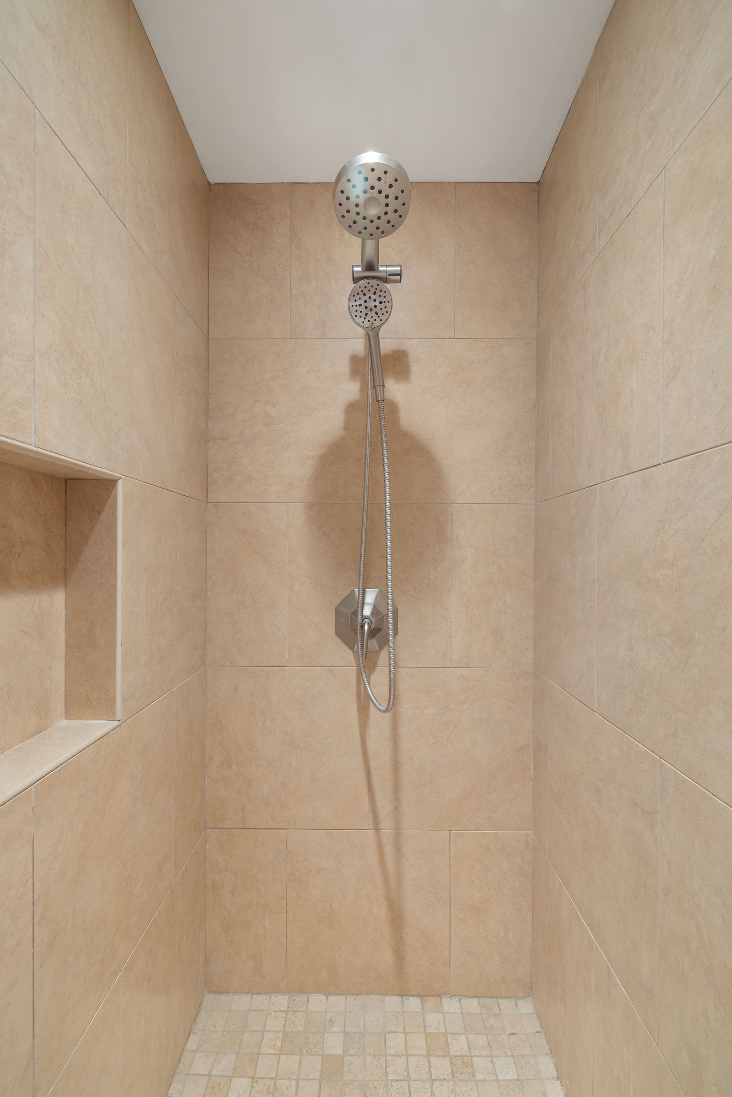 Condo in Kapolei · ★5.0 · 3 bedrooms · 5 beds · 2.5 private baths - Image 21