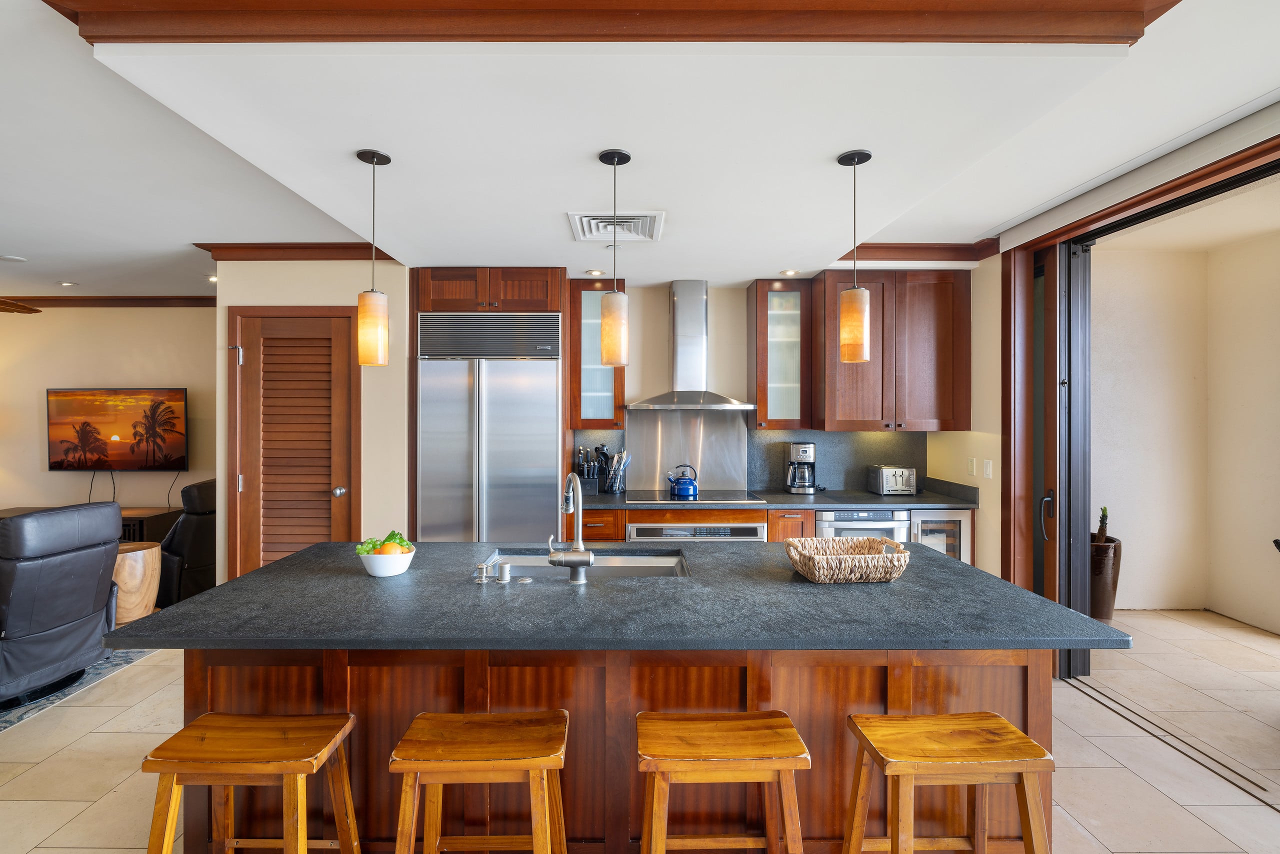 Condo in Kapolei · ★5.0 · 3 bedrooms · 5 beds · 2.5 private baths - Image 7