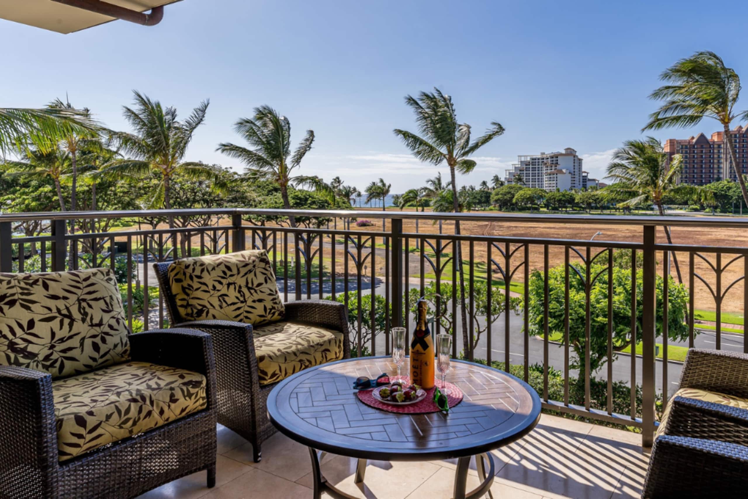 Condo in Kapolei · ★5.0 · 2 bedrooms · 3 beds · 2 shared baths - Image 6