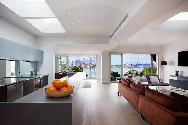 Kanangra – A Superb House on Sydney Harbour gallery image 2
