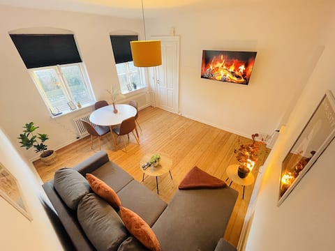 Popular Airbnb listing: aday - Sunset Suite in Randers