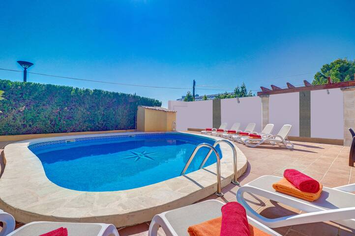 Villa Toro Playa by Villa Plus gallery image 2