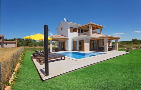 Fortuna Villa