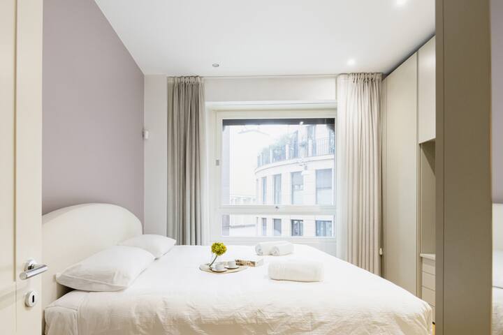 Easylife – Milano – Bonaparte 16 – Brera gallery image 4