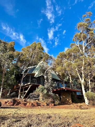 Chittering Heights – A Luxurious Romantic Retreat gallery image 2