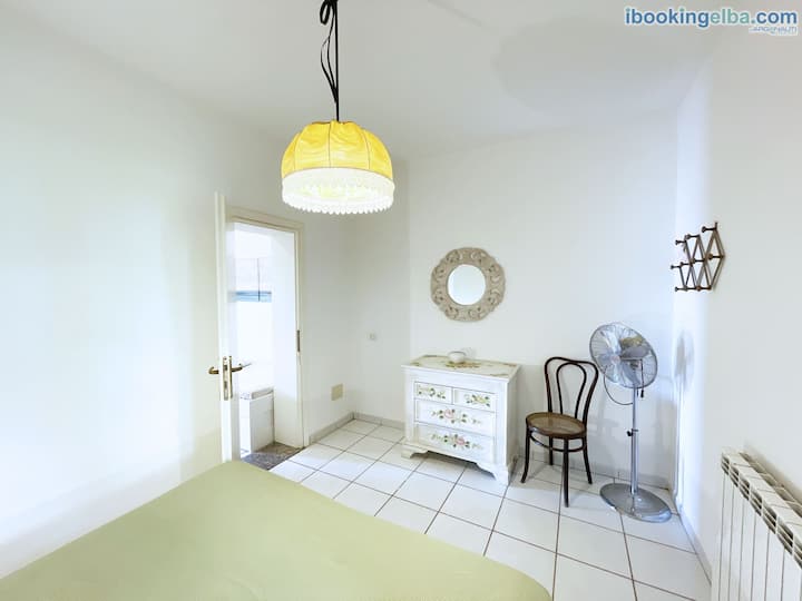 Ოროთახიანი ბინა 2 - ორადგილიანი ოთახი