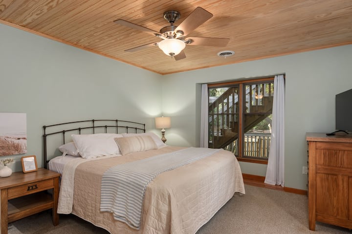 SH161: Coastal Hideaway | Camera da letto 1 - Letto matrimoniale grande