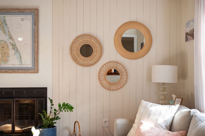 SH161: Coastal Hideaway | ML Living Area